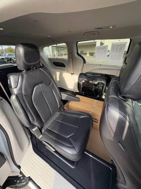 used 2022 Chrysler Pacifica car, priced at $55,903