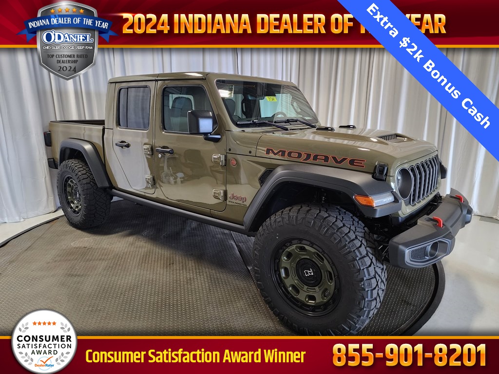 new 2025 Jeep Gladiator car, priced at $55,999