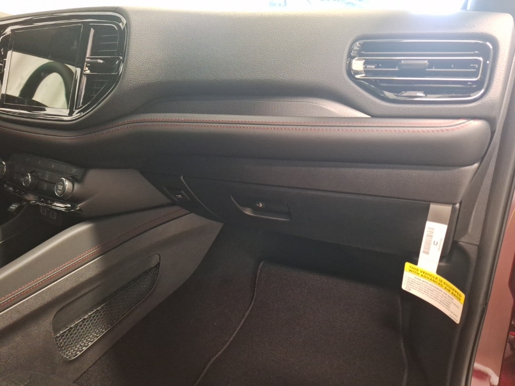 new 2025 Dodge Durango car, priced at $38,999