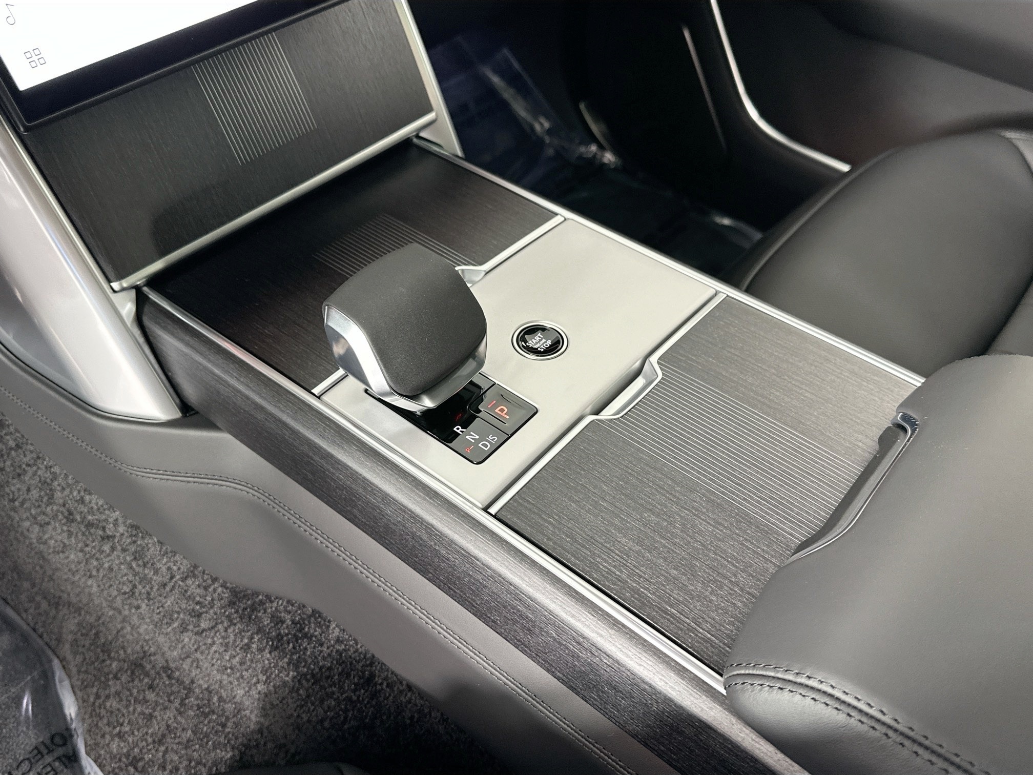 new 2025 Land Rover Range Rover car, priced at $182,180