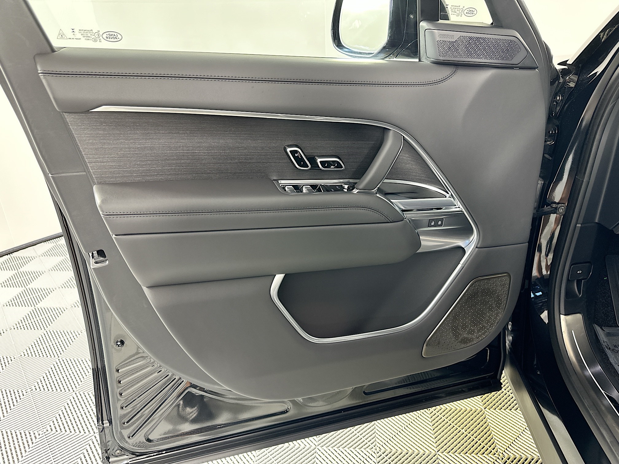 new 2025 Land Rover Range Rover car, priced at $182,180