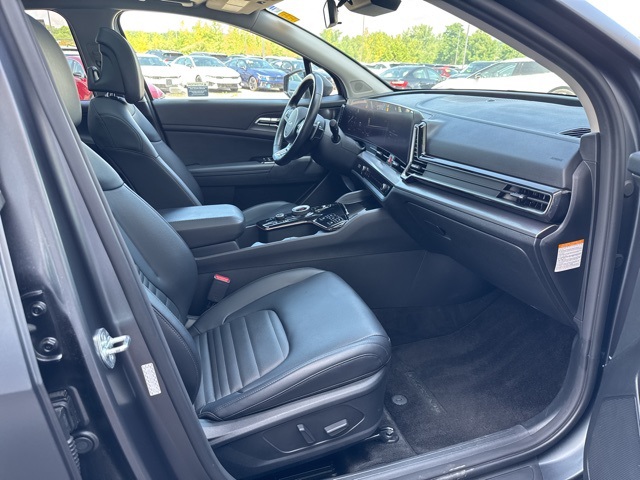used 2023 Kia Sportage Hybrid car, priced at $34,990