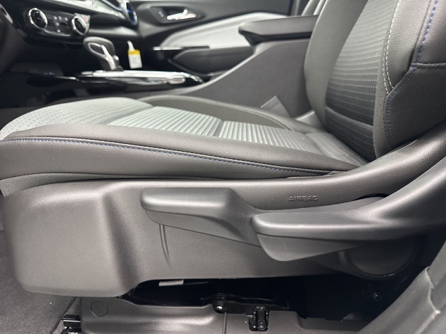 new 2025 Chevrolet Trax car, priced at $23,500