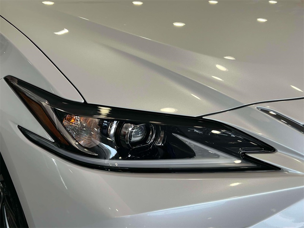 new 2025 Lexus ES car, priced at $50,225