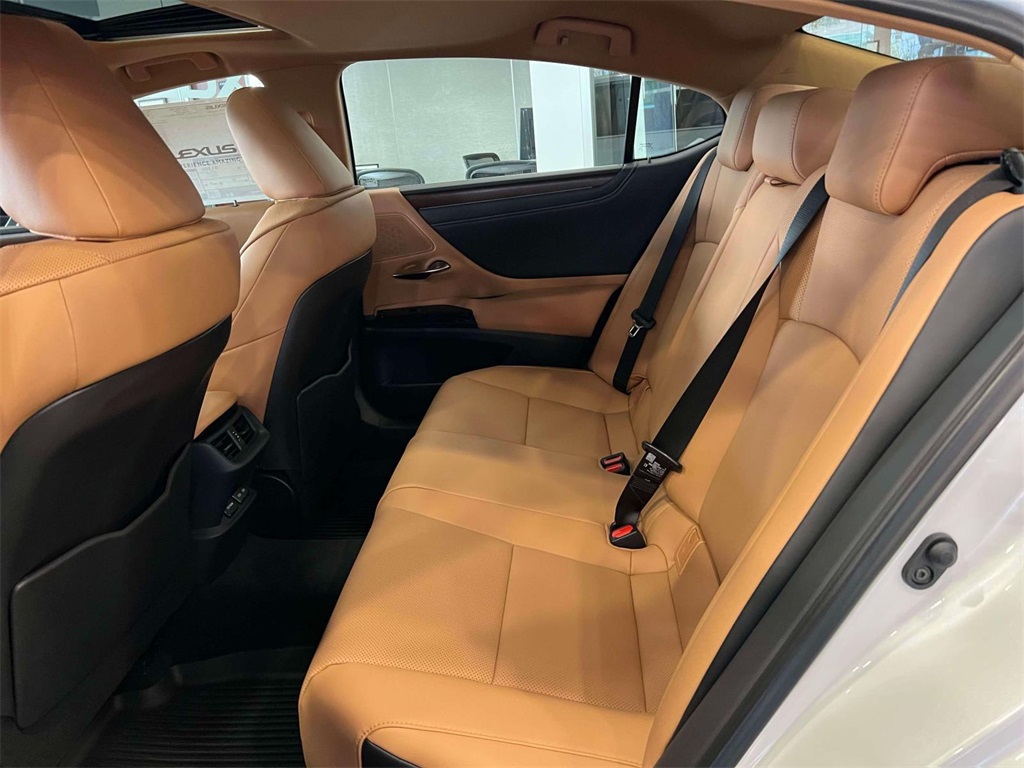 new 2025 Lexus ES car, priced at $50,225