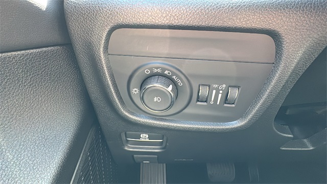 new 2025 Jeep Grand Cherokee car, priced at $44,494
