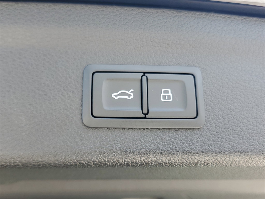 used 2021 Audi Q3 car, priced at $20,995