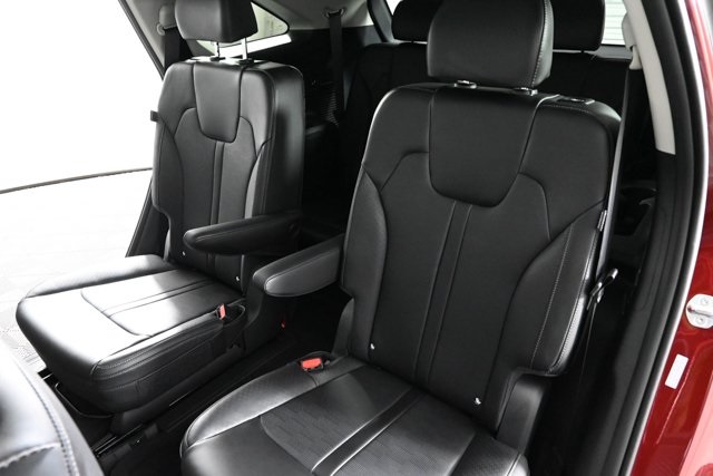 new 2025 Kia Sorento car, priced at $41,185