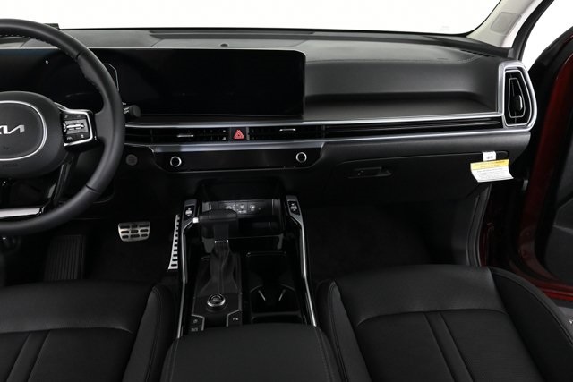 new 2025 Kia Sorento car, priced at $41,185