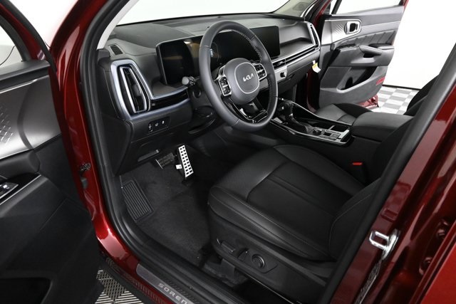 new 2025 Kia Sorento car, priced at $41,185