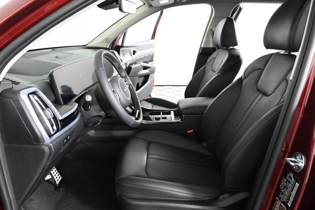 new 2025 Kia Sorento car, priced at $41,185