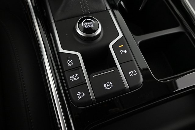new 2025 Kia Sorento car, priced at $41,185