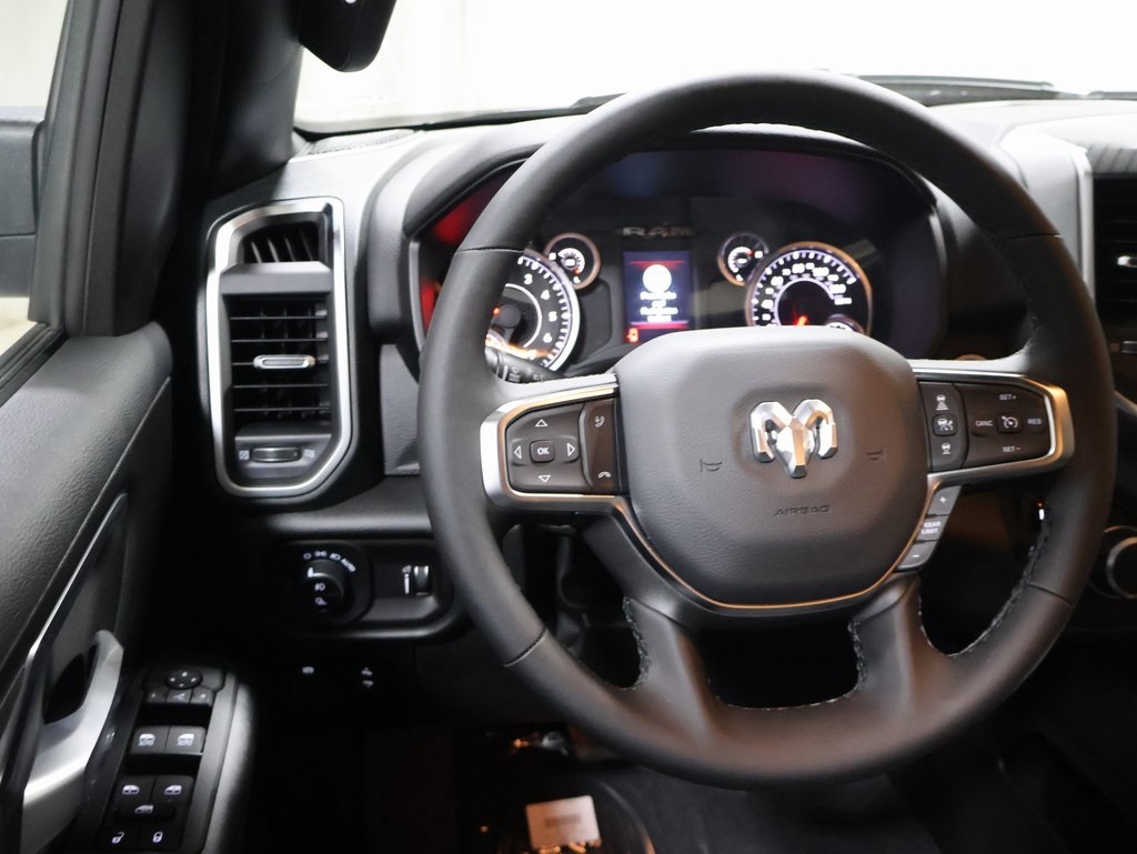 new 2025 Ram 1500 car, priced at $47,923