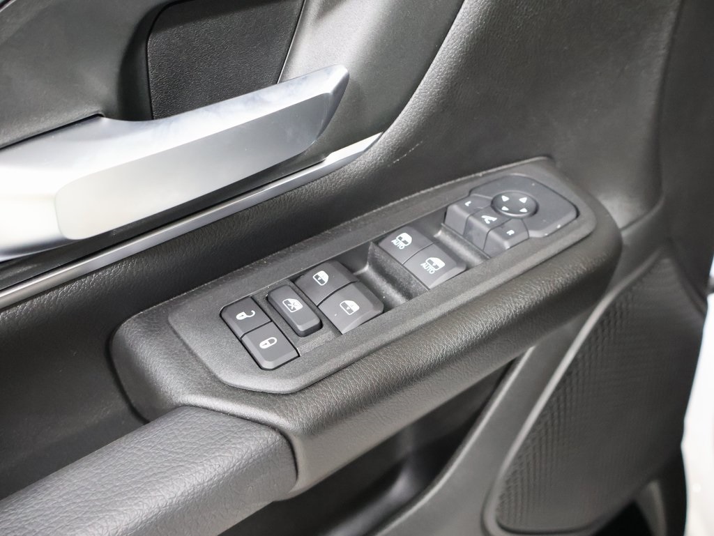 new 2025 Ram 1500 car, priced at $47,923