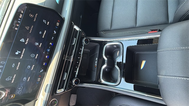 new 2026 Chevrolet Traverse car, priced at $43,695