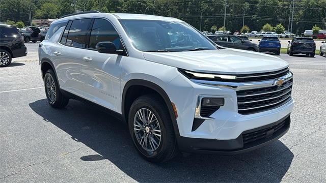 new 2026 Chevrolet Traverse car, priced at $43,695