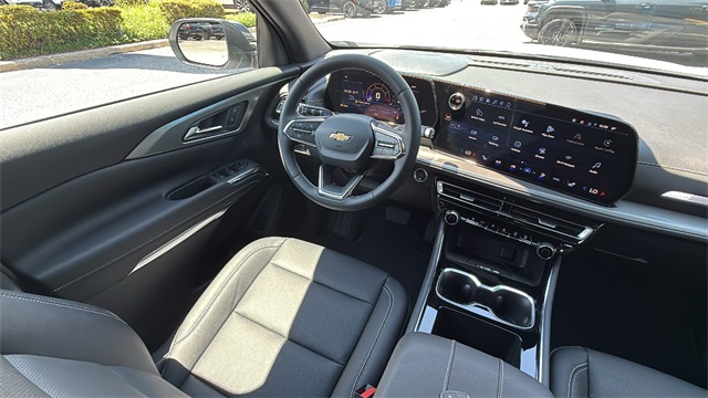new 2026 Chevrolet Traverse car, priced at $43,695