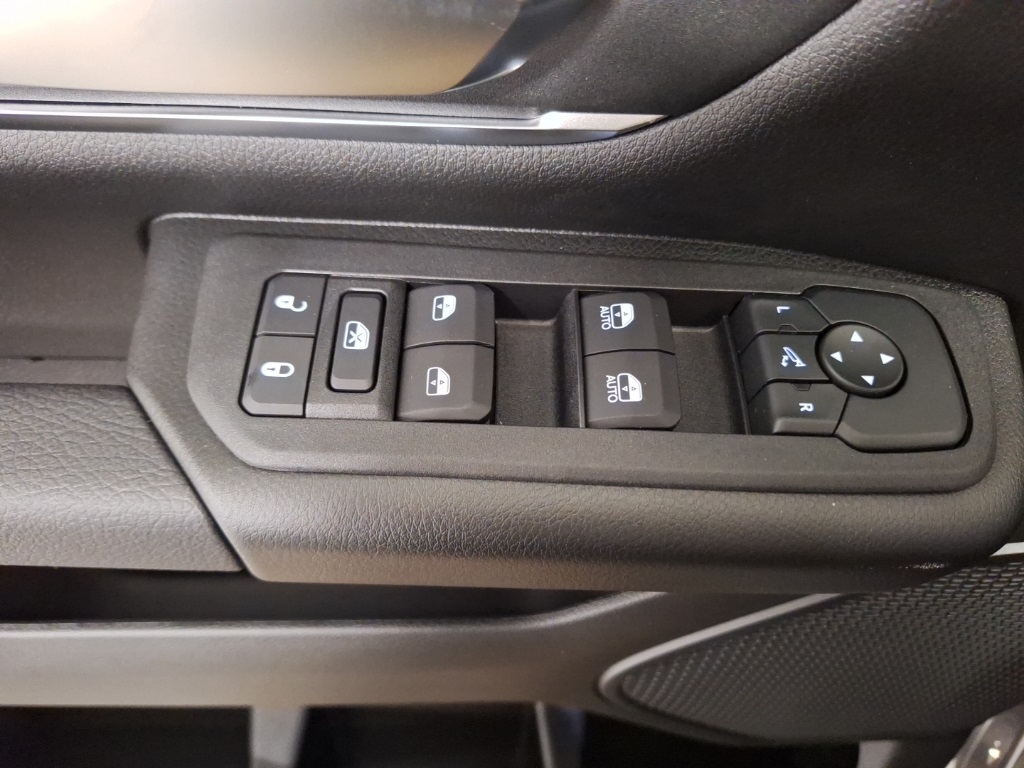 new 2025 Ram 1500 car, priced at $57,630