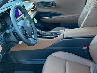 new 2025 Toyota Crown Signia car