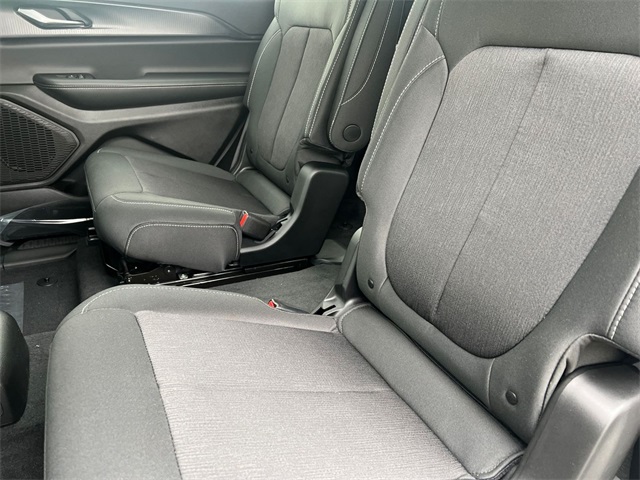 new 2025 Jeep Grand Cherokee L car, priced at $35,218