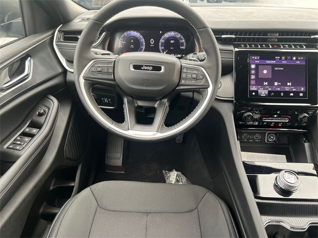 new 2025 Jeep Grand Cherokee L car, priced at $35,218