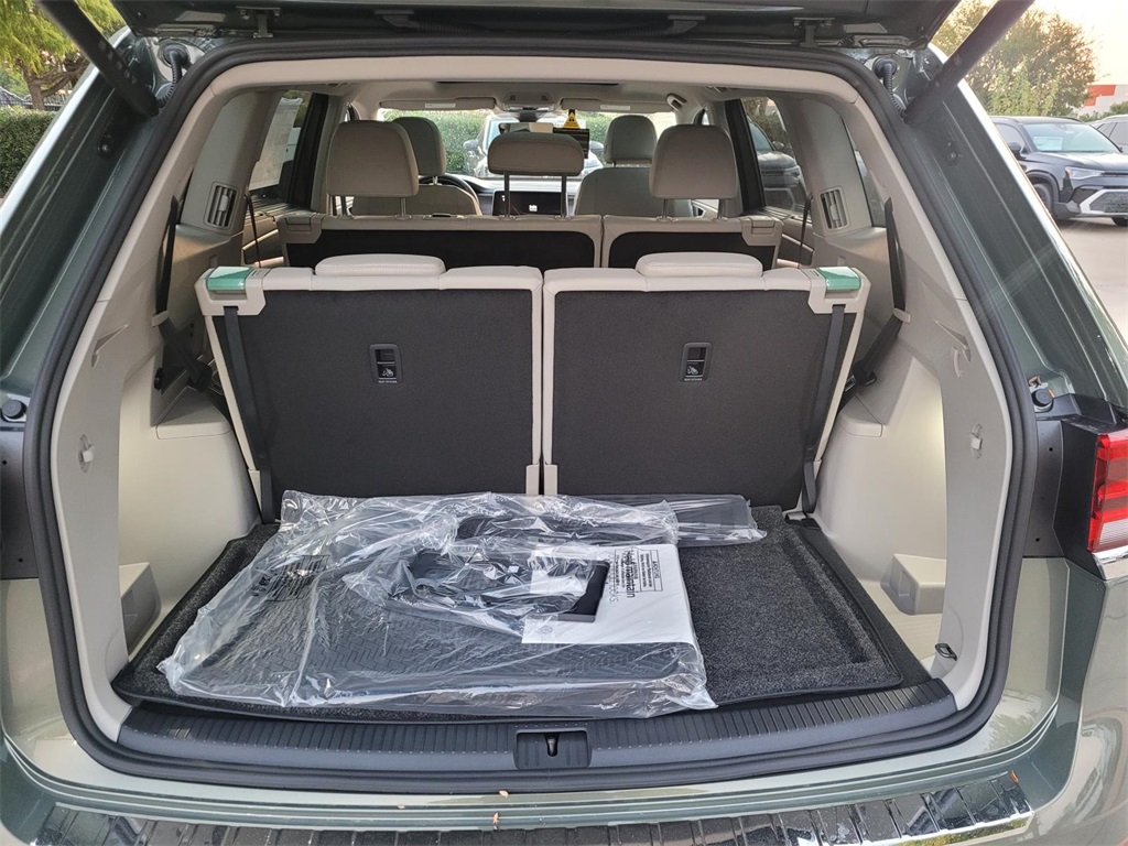 new 2026 Volkswagen Atlas car, priced at $51,126