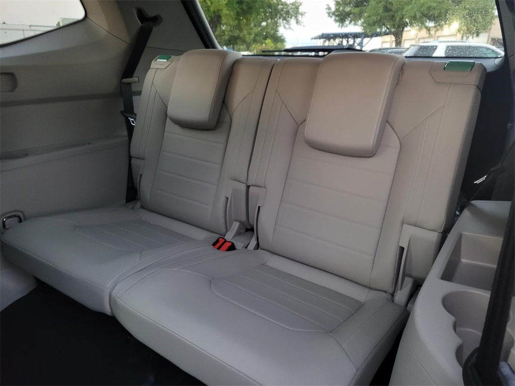 new 2026 Volkswagen Atlas car, priced at $51,126