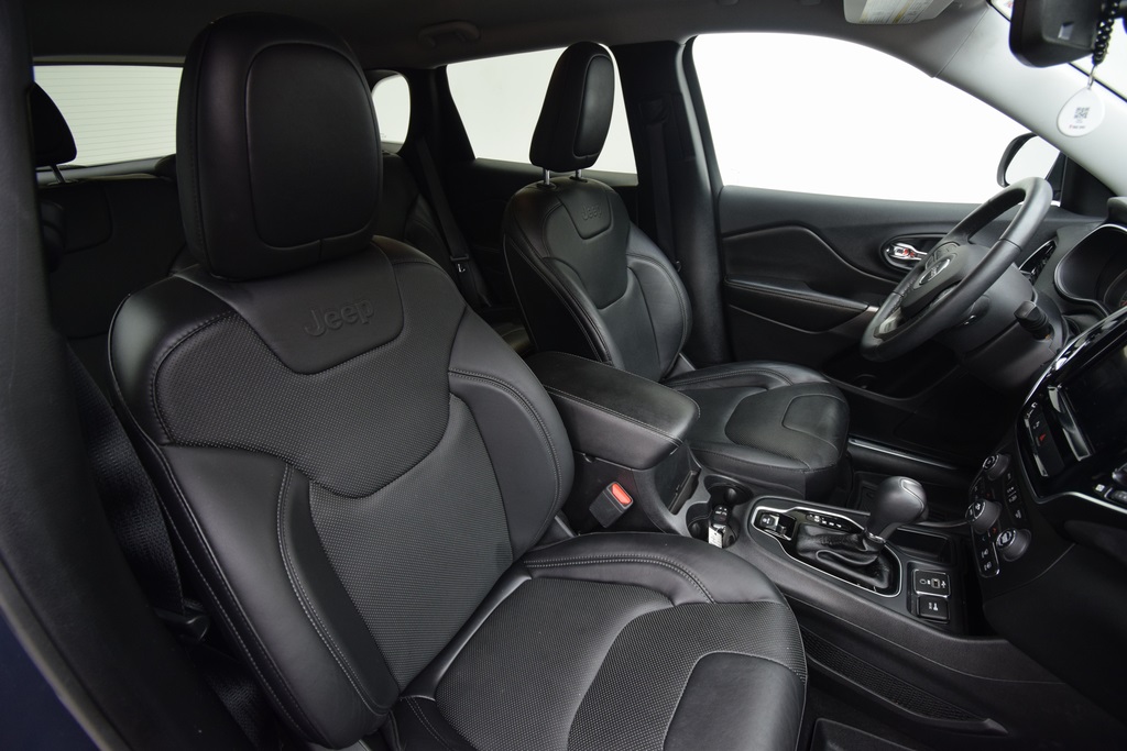 used 2019 Jeep Cherokee car, priced at $21,595