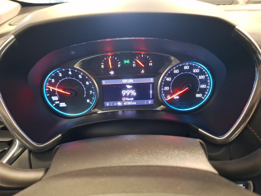 used 2023 Chevrolet Equinox car, priced at $27,207