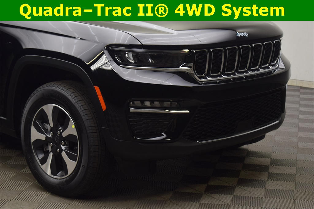 new 2025 Jeep Grand Cherokee car, priced at $55,433