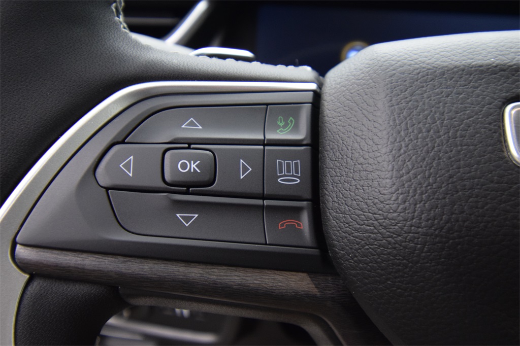 new 2025 Jeep Grand Cherokee car, priced at $55,433