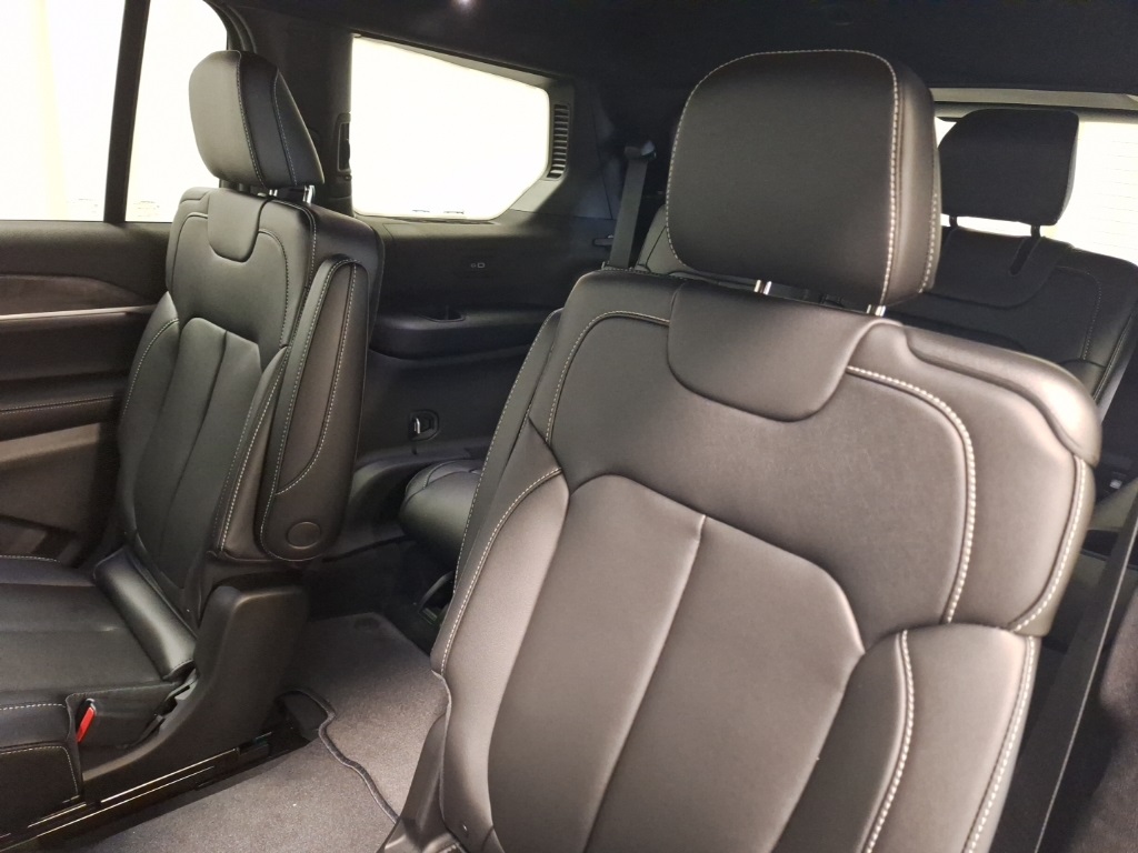 new 2025 Jeep Grand Cherokee L car, priced at $48,999