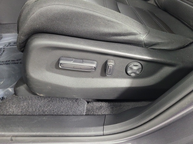 used 2022 Honda CR-V car, priced at $27,995