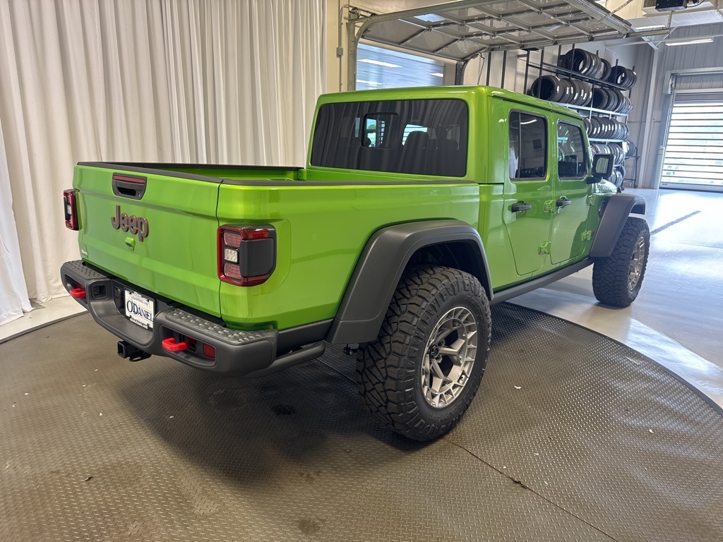 new 2025 Jeep Gladiator car, priced at $57,368