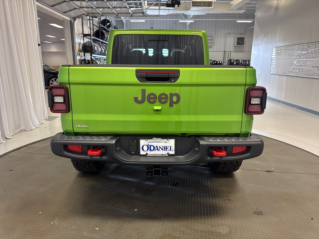 new 2025 Jeep Gladiator car, priced at $57,368