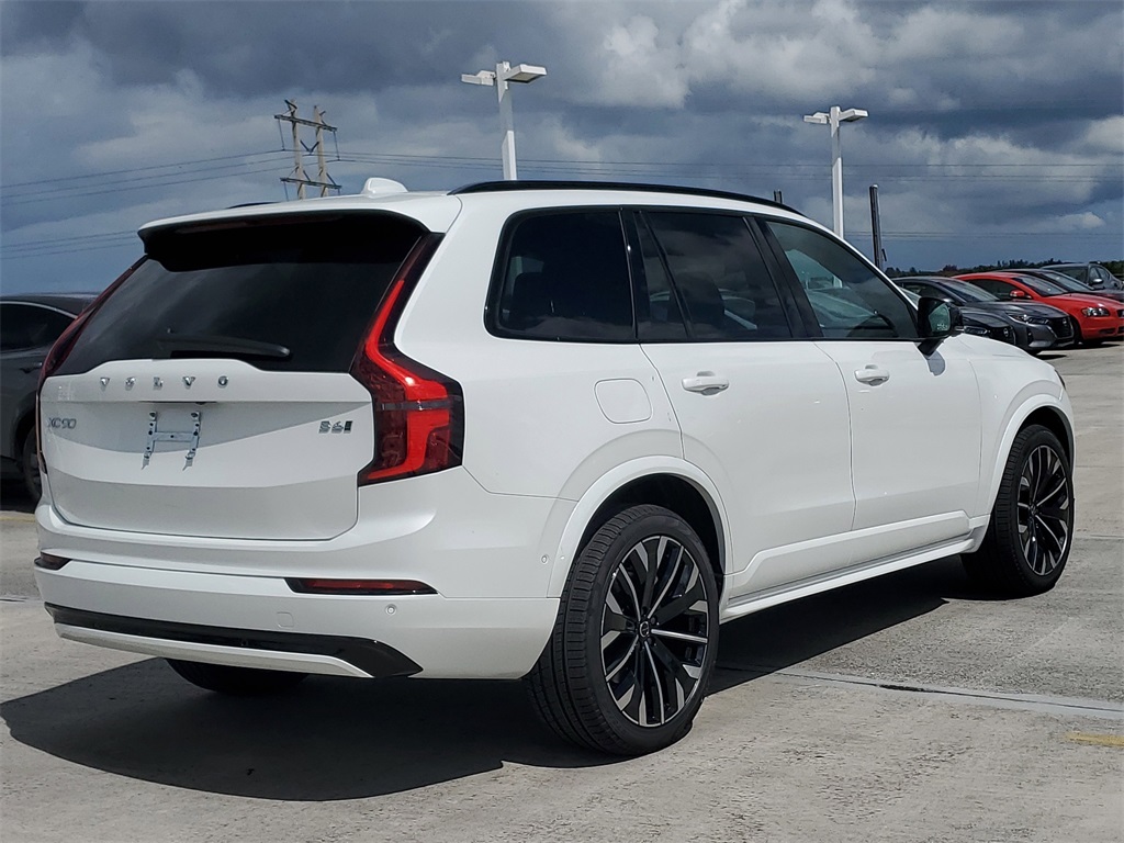 new 2026 Volvo XC90 car, priced at $73,455