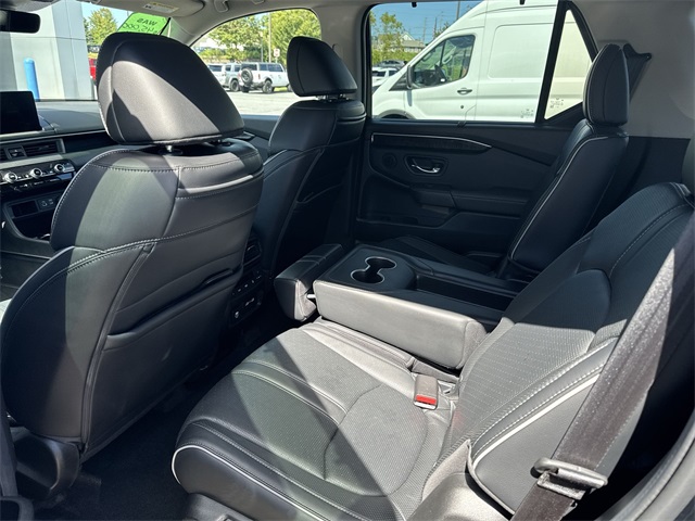 used 2023 Honda Pilot car, priced at $42,469