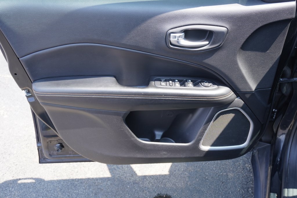 used 2018 Jeep Compass car, priced at $10,000