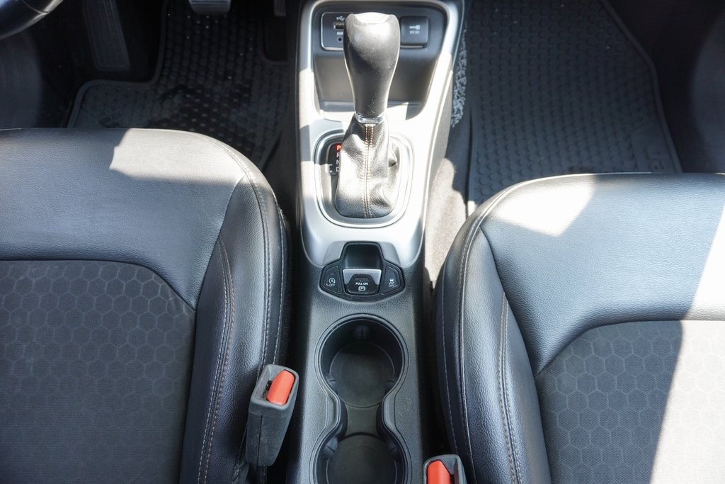 used 2018 Jeep Compass car, priced at $10,000