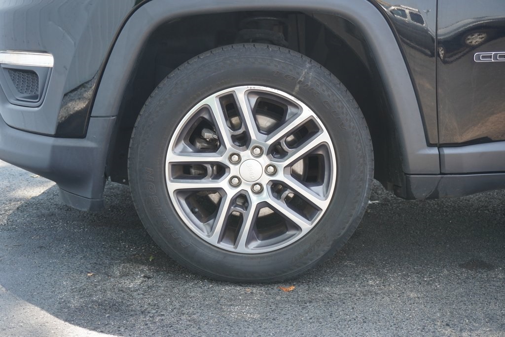 used 2018 Jeep Compass car, priced at $10,000