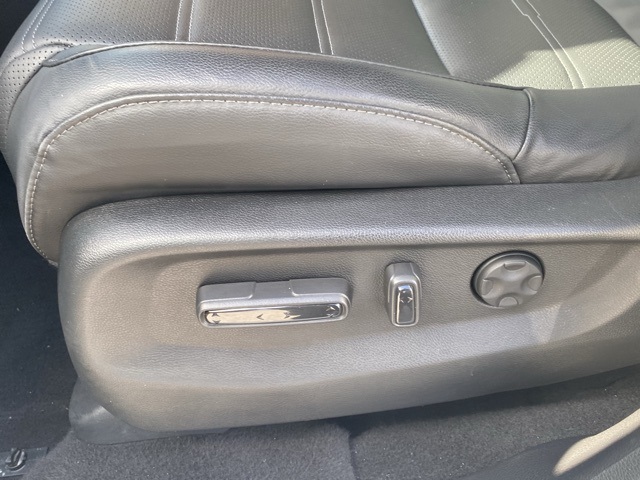 used 2019 Honda CR-V car, priced at $26,995