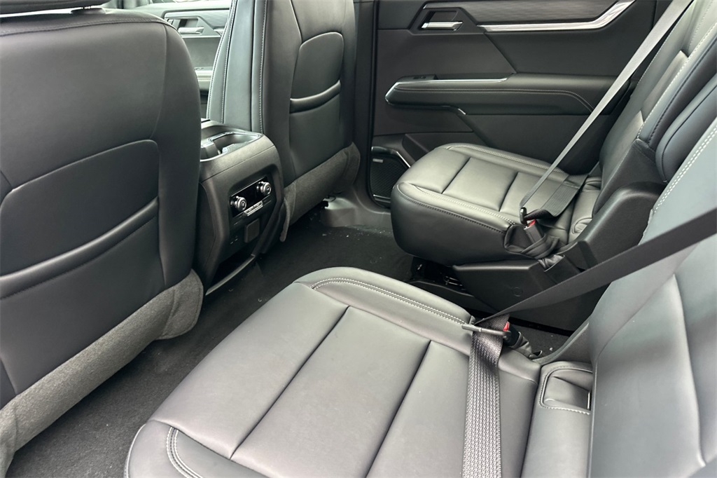 new 2026 GMC Acadia car, priced at $48,125
