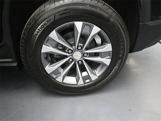 new 2026 Chevrolet Equinox car, priced at $32,777