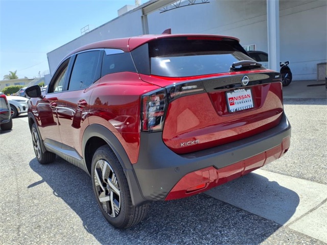 new 2025 Nissan Kicks car, priced at $25,254