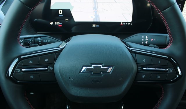 new 2026 Chevrolet Equinox car, priced at $37,210