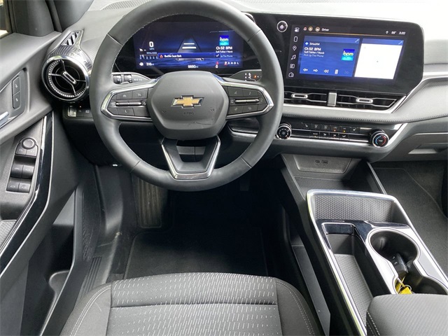 used 2025 Chevrolet Equinox car, priced at $30,987