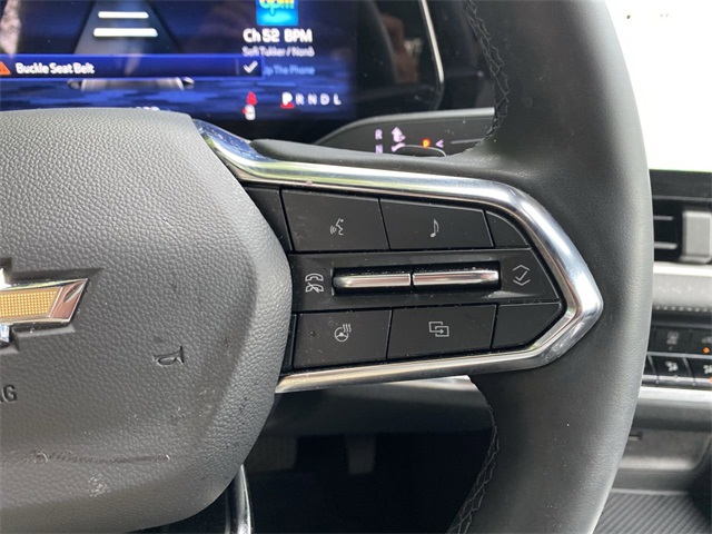 used 2025 Chevrolet Equinox car, priced at $30,987