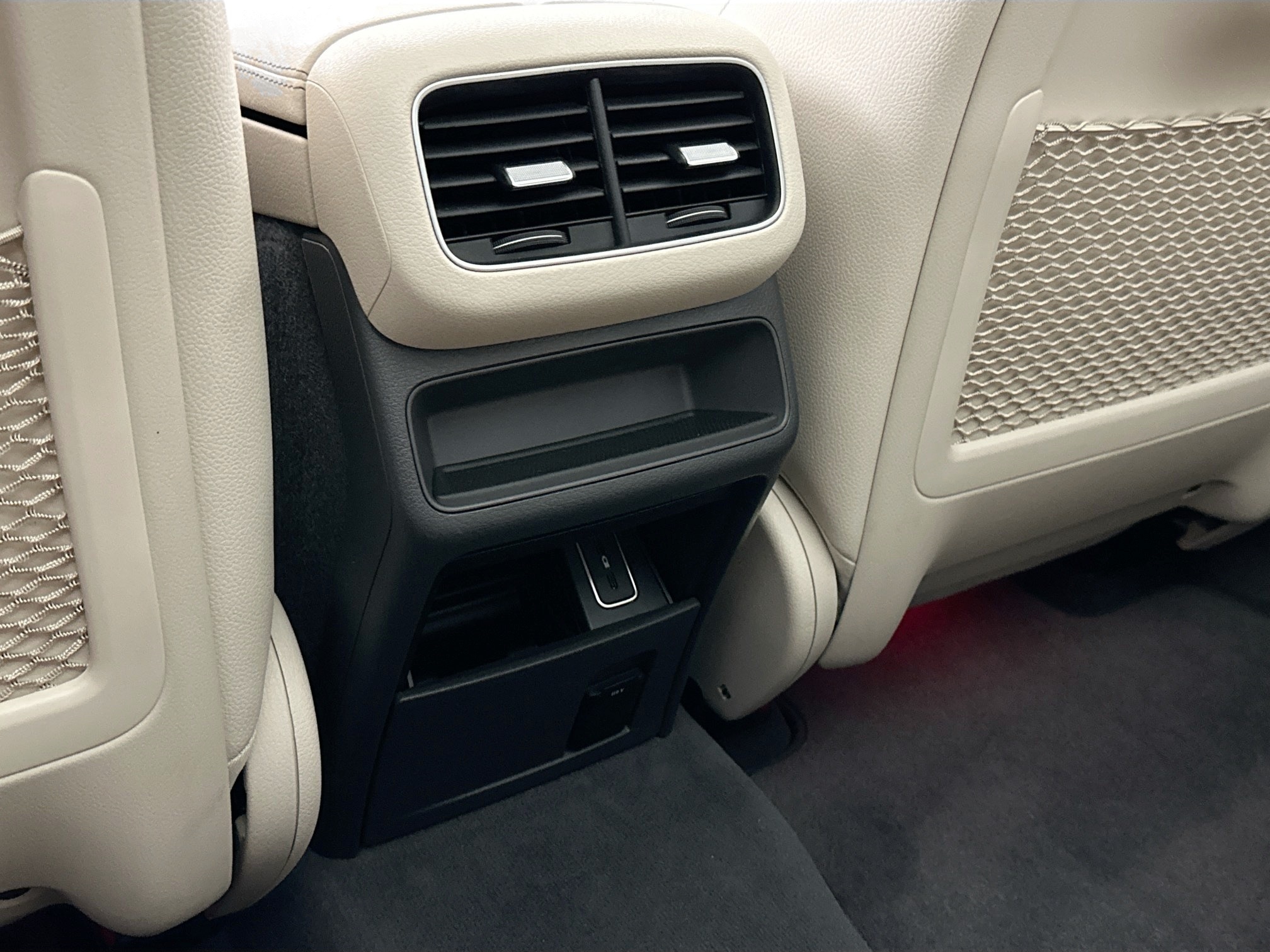 used 2020 Mercedes-Benz GLE car, priced at $36,995