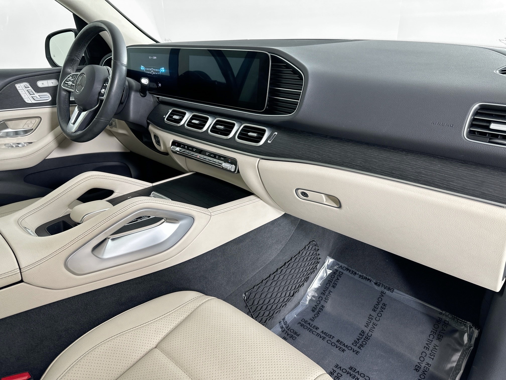 used 2020 Mercedes-Benz GLE car, priced at $36,995