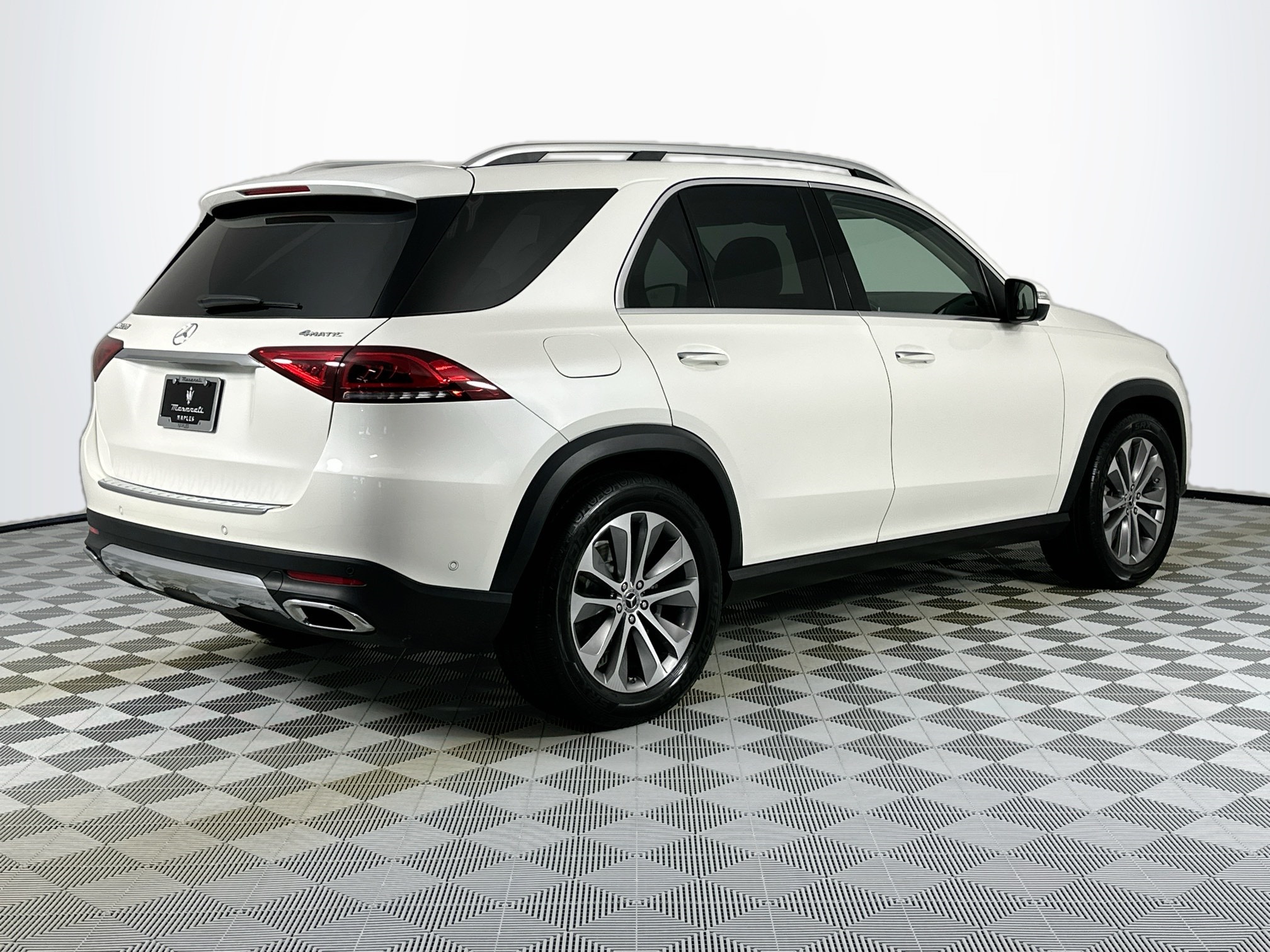 used 2020 Mercedes-Benz GLE car, priced at $36,995
